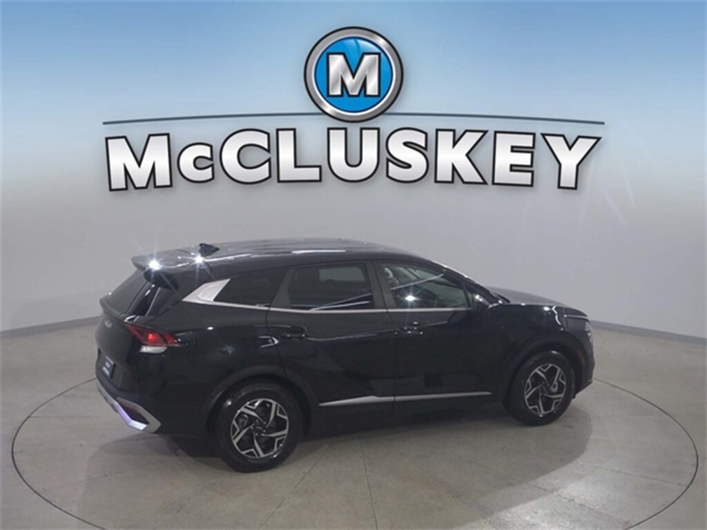 Used 2024 Kia Sportage LX SUV