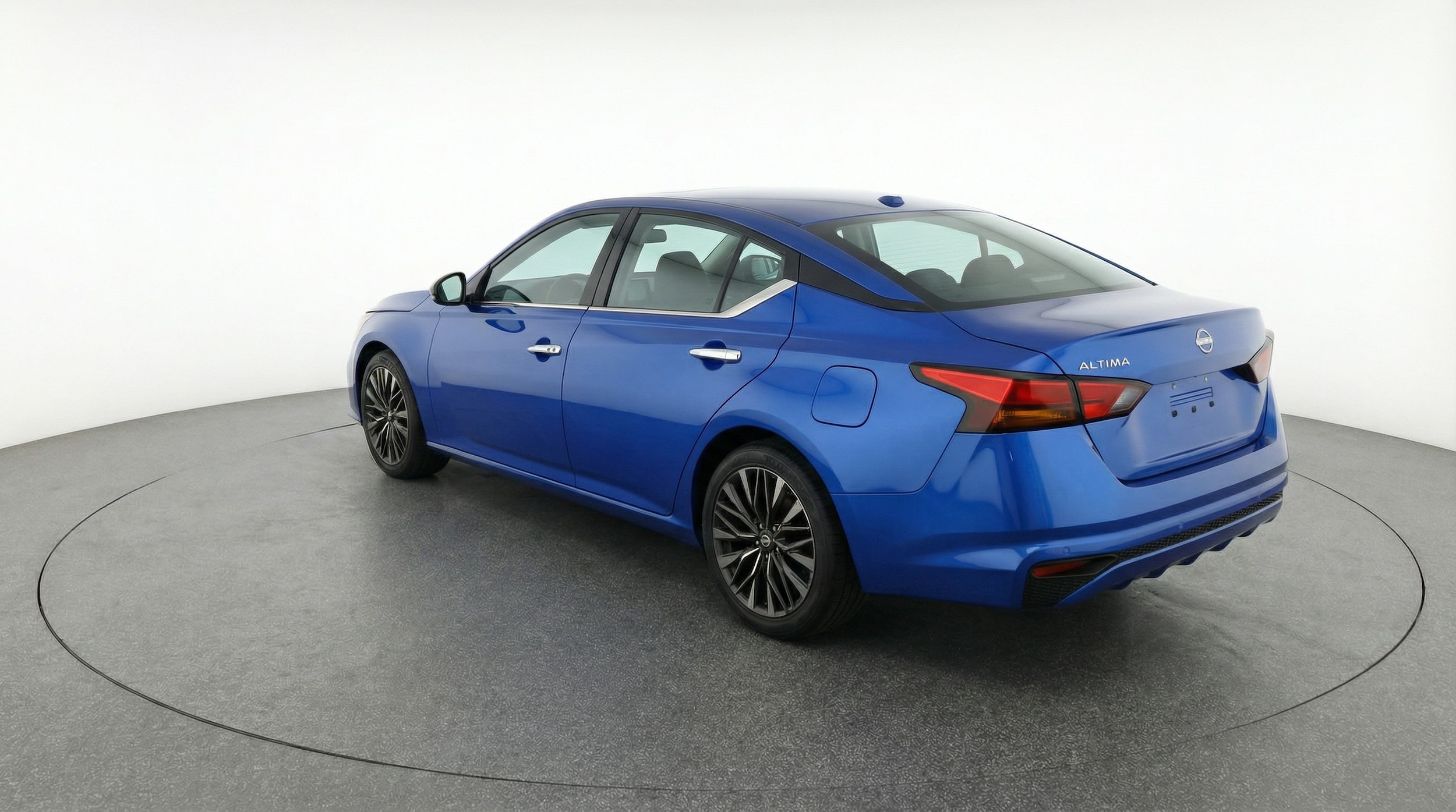 Thumbnail: 2025 Nissan Altima - 5