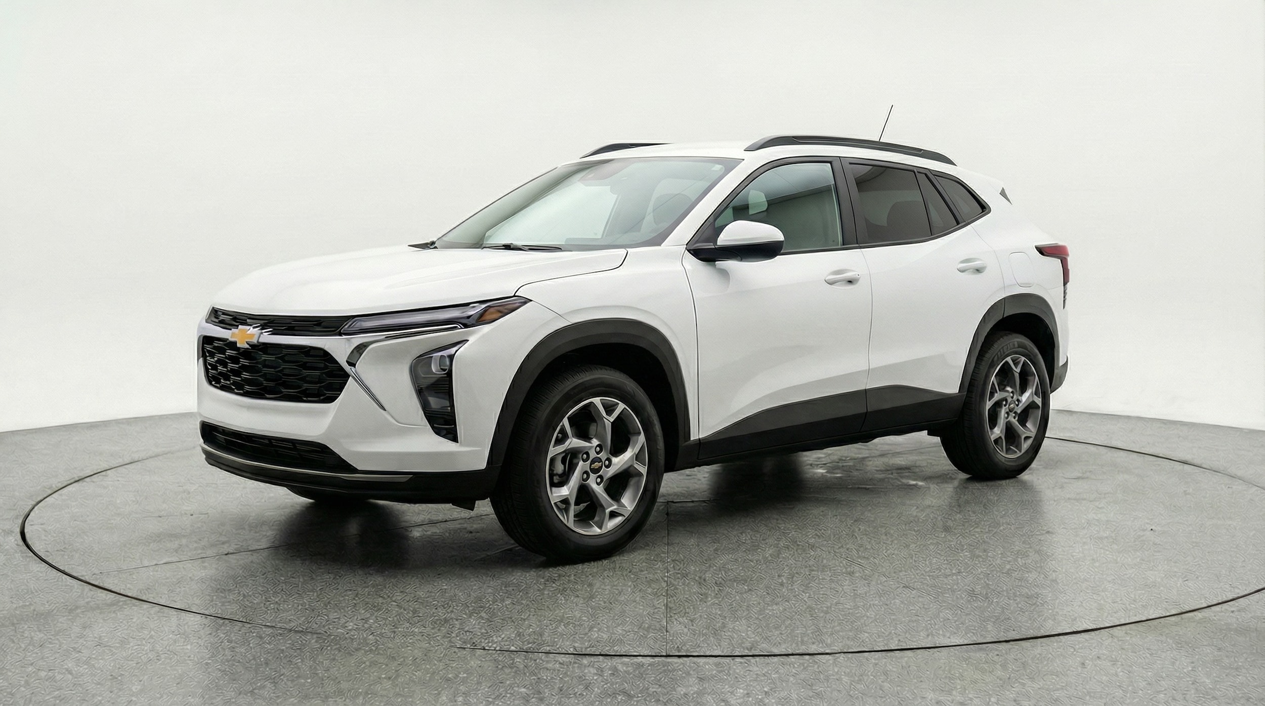 Thumbnail: 2025 Chevrolet Trax - 3