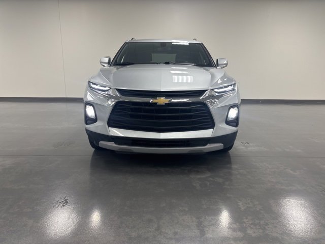 2019 Chevrolet Blazer Base photo 2