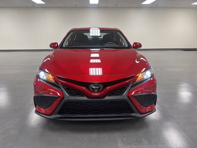 2023 Toyota Camry SE photo 2
