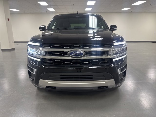 2024 Ford Expedition Limited photo 2
