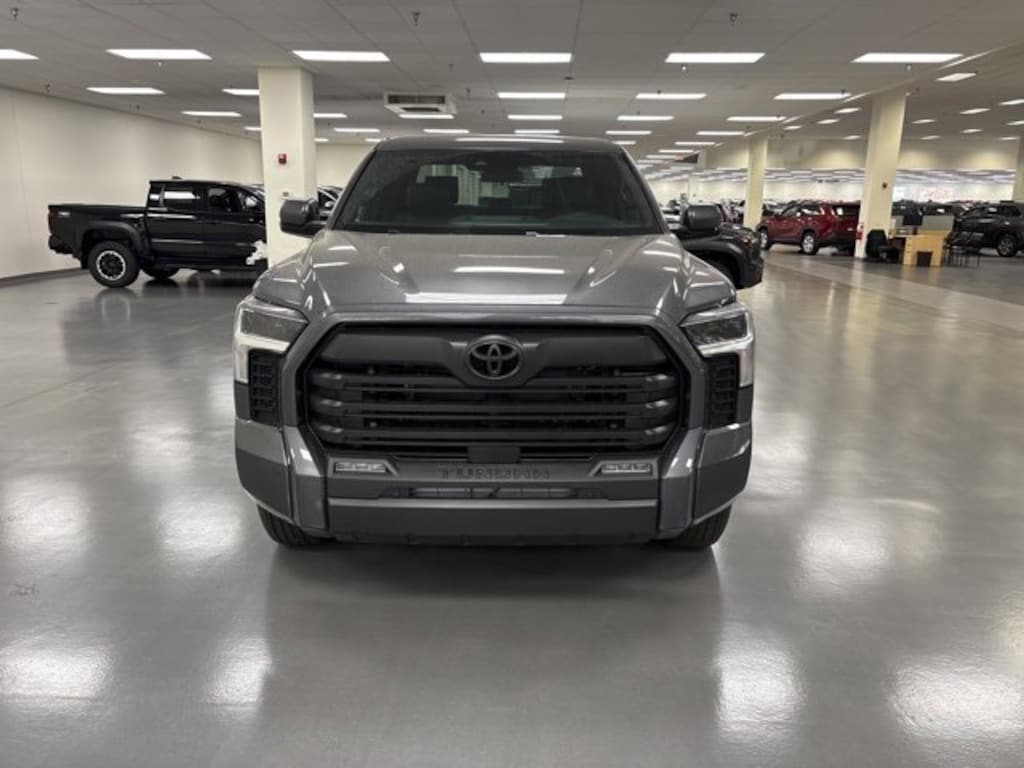 New 2026 Toyota Tundra SR5 SR5 CREWMAX 5.5