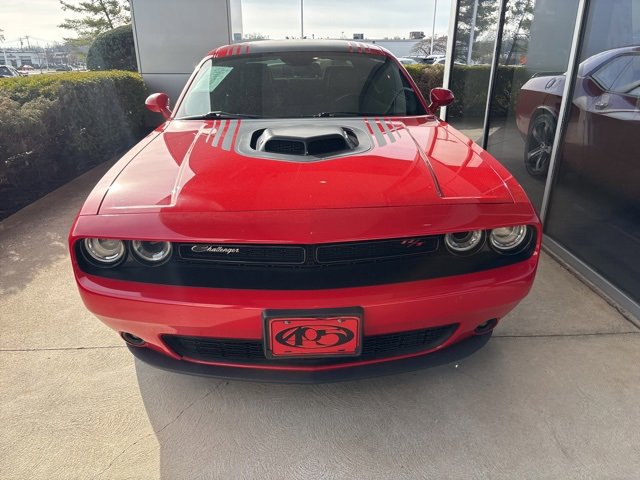 2016 Dodge Challenger R/T Plus Shaker photo 2