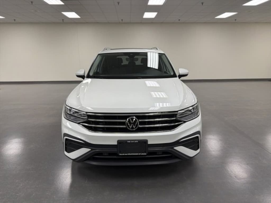 Used 2023 Volkswagen Tiguan SE SUV