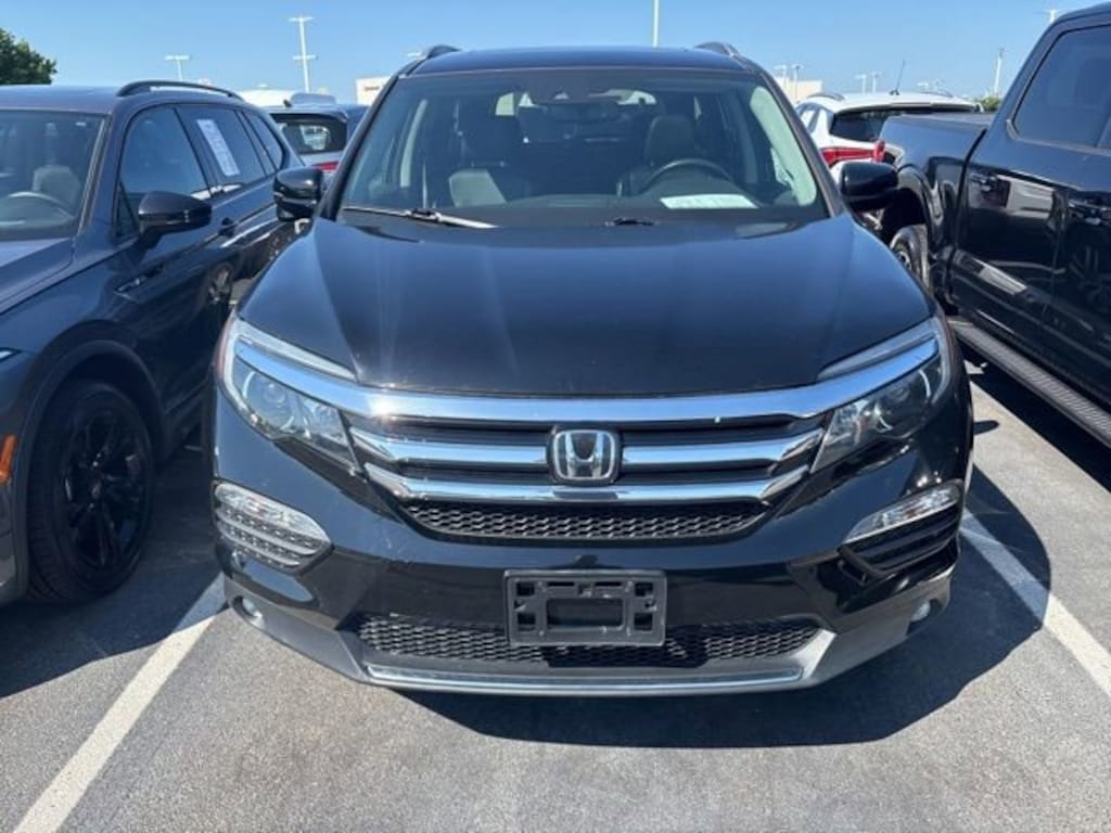 Used 2017 Honda Pilot Touring SUV