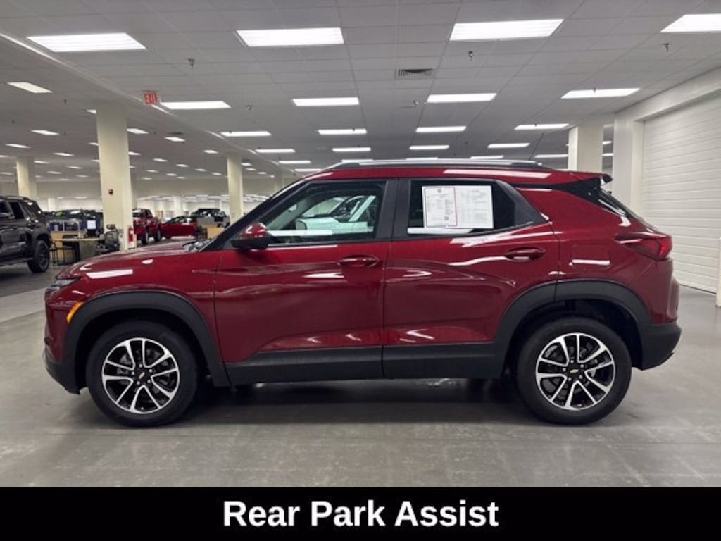 Used 2024 Chevrolet Trailblazer LT SUV