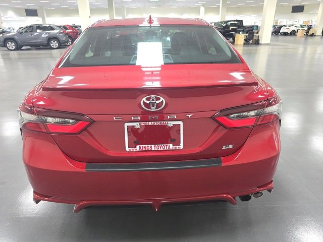 2023 Toyota Camry SE photo 4