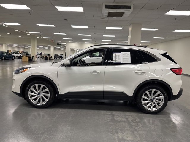 2022 Ford Escape Titanium photo 4