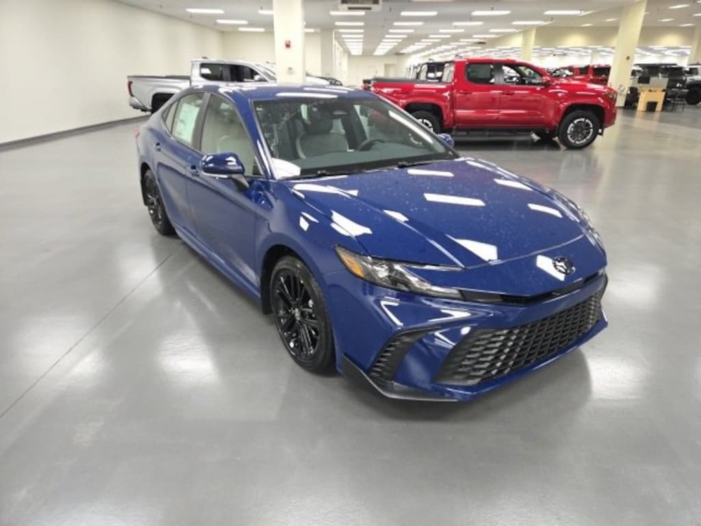 New 2026 Toyota Camry SE Sedan