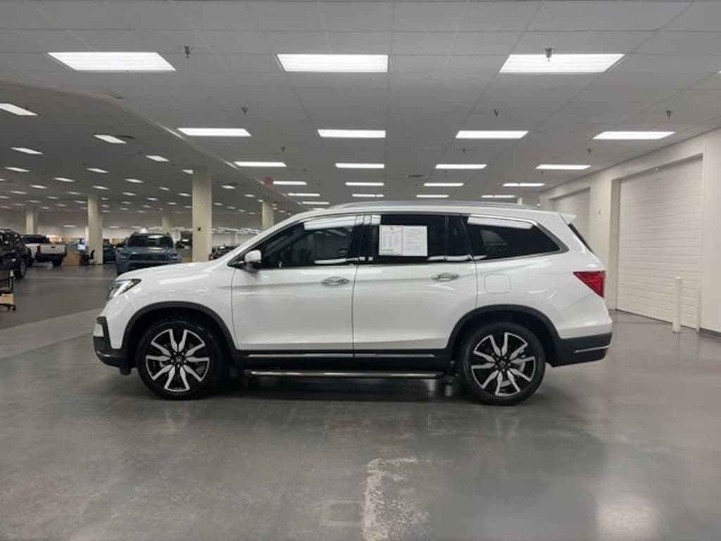 Used 2022 Honda Pilot Touring 7-Passenger SUV