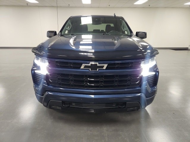 2022 Chevrolet Silverado 1500 RST photo 2