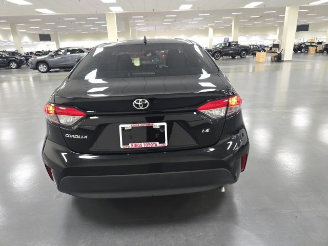 2023 Toyota Corolla LE photo 4