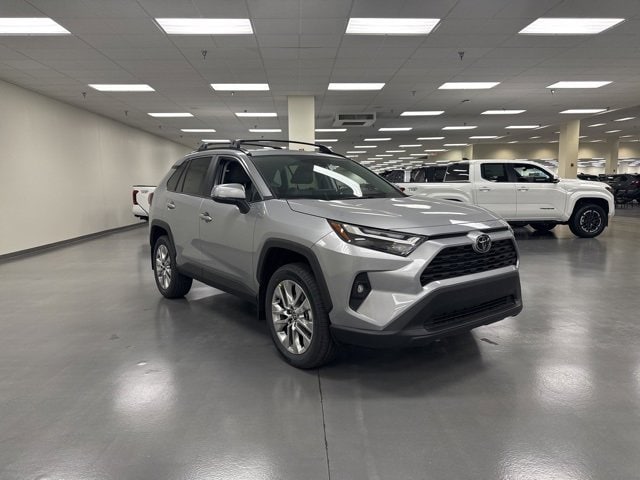 2025 Toyota RAV4 XLE Premium's photo