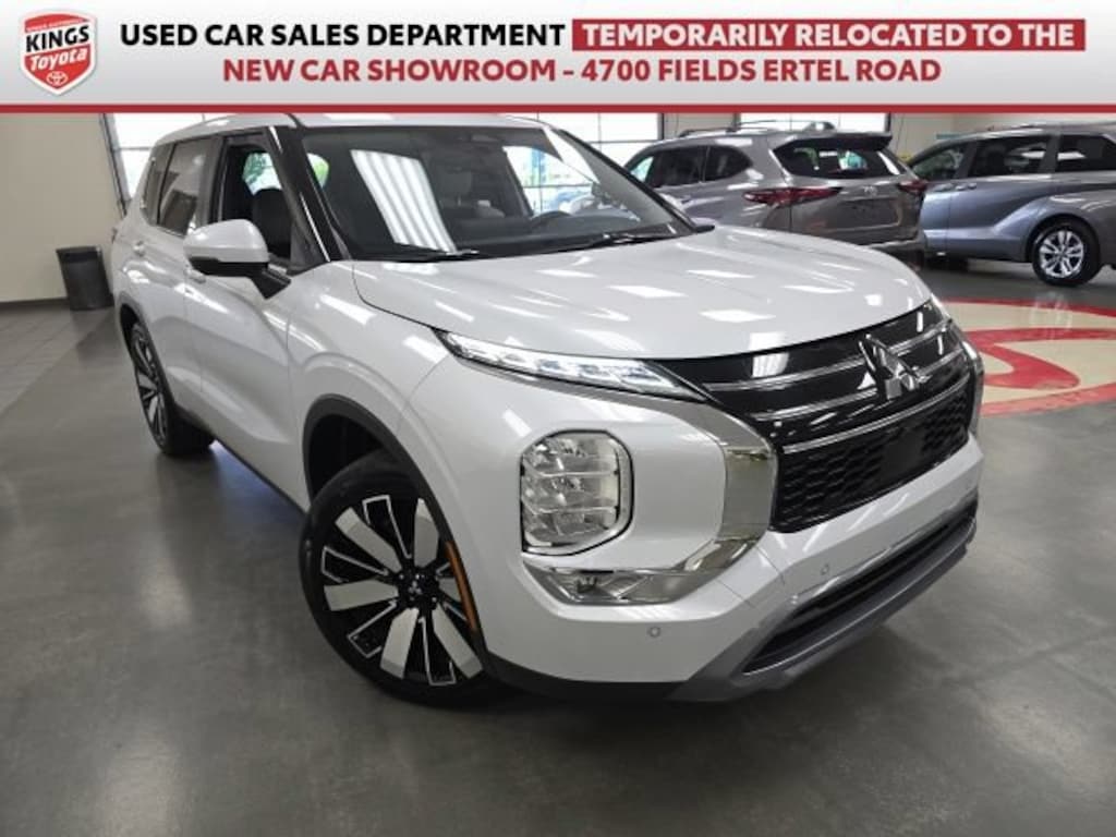 Used 2025 Mitsubishi Outlander SE SUV