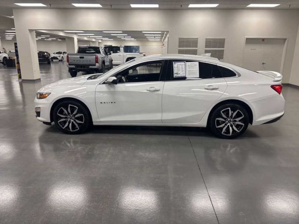 Used 2024 Chevrolet Malibu RS Sedan