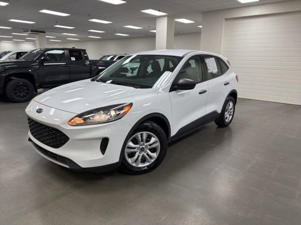 Used 2022 Ford Escape S SUV