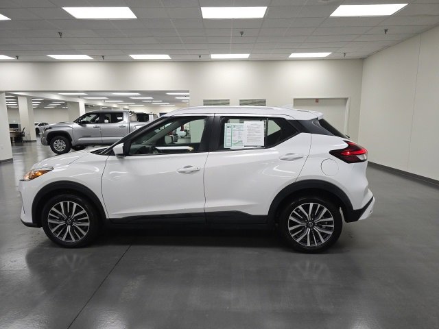 2021 Nissan Kicks SV photo 3