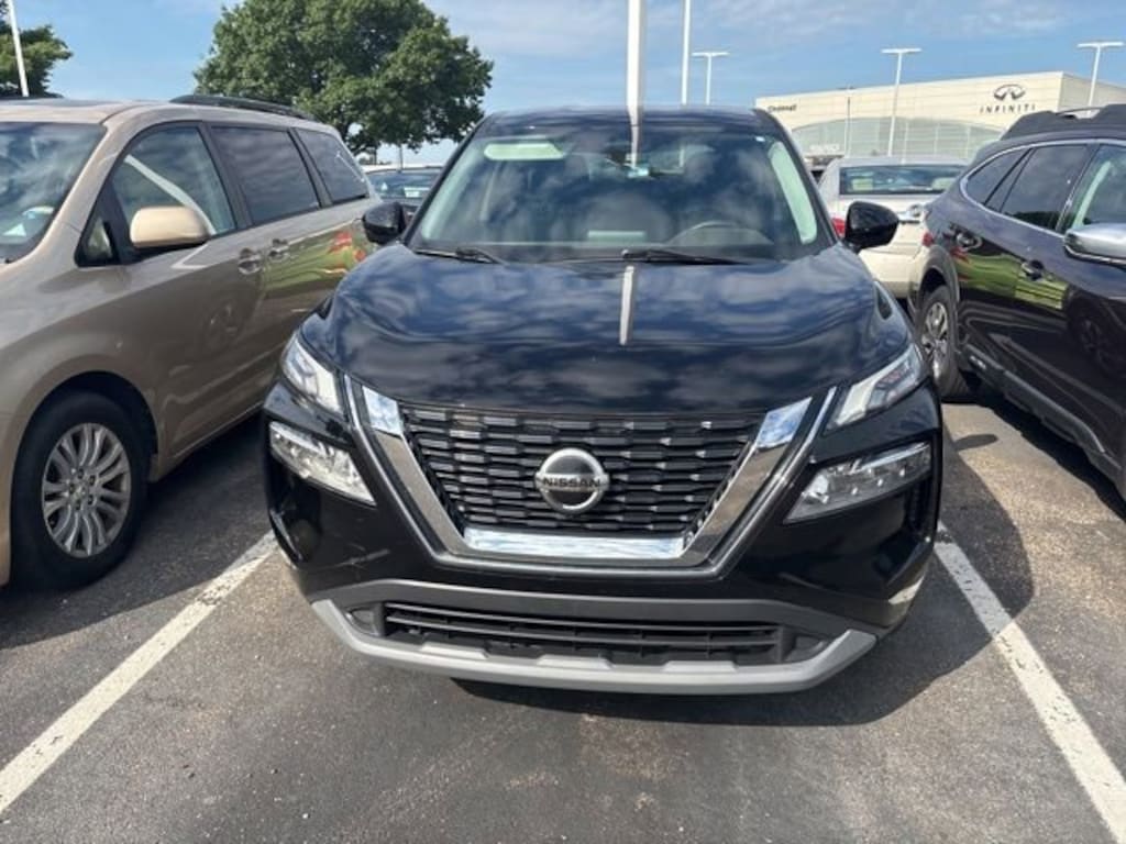 Used 2021 Nissan Rogue SV SUV