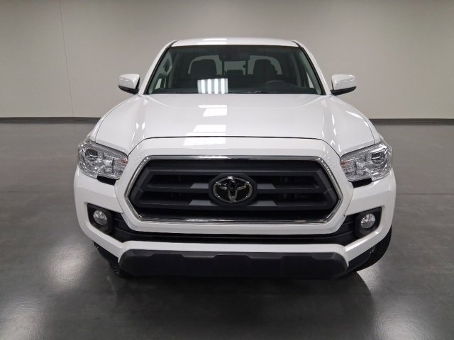 2023 Toyota Tacoma SR5 photo 2