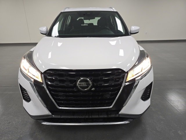 2021 Nissan Kicks SV photo 2