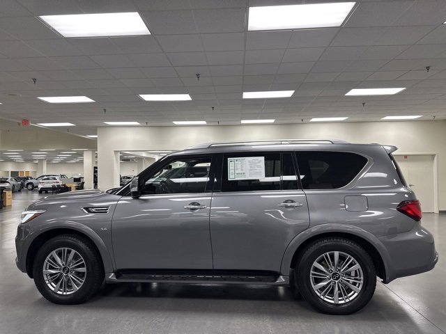 2020 Infiniti QX80 Luxe photo 3