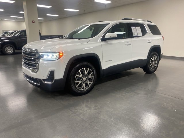 2023 Gmc Acadia SLE photo 3