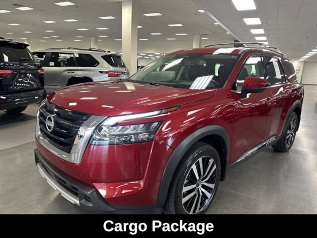 Used 2025 Nissan Pathfinder Platinum SUV