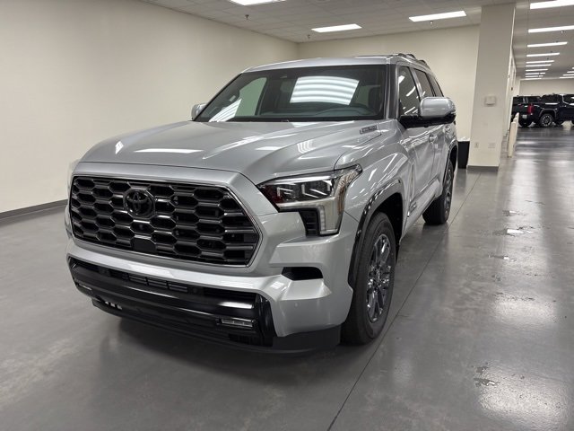 2026 Toyota Sequoia PLT HYBRID 