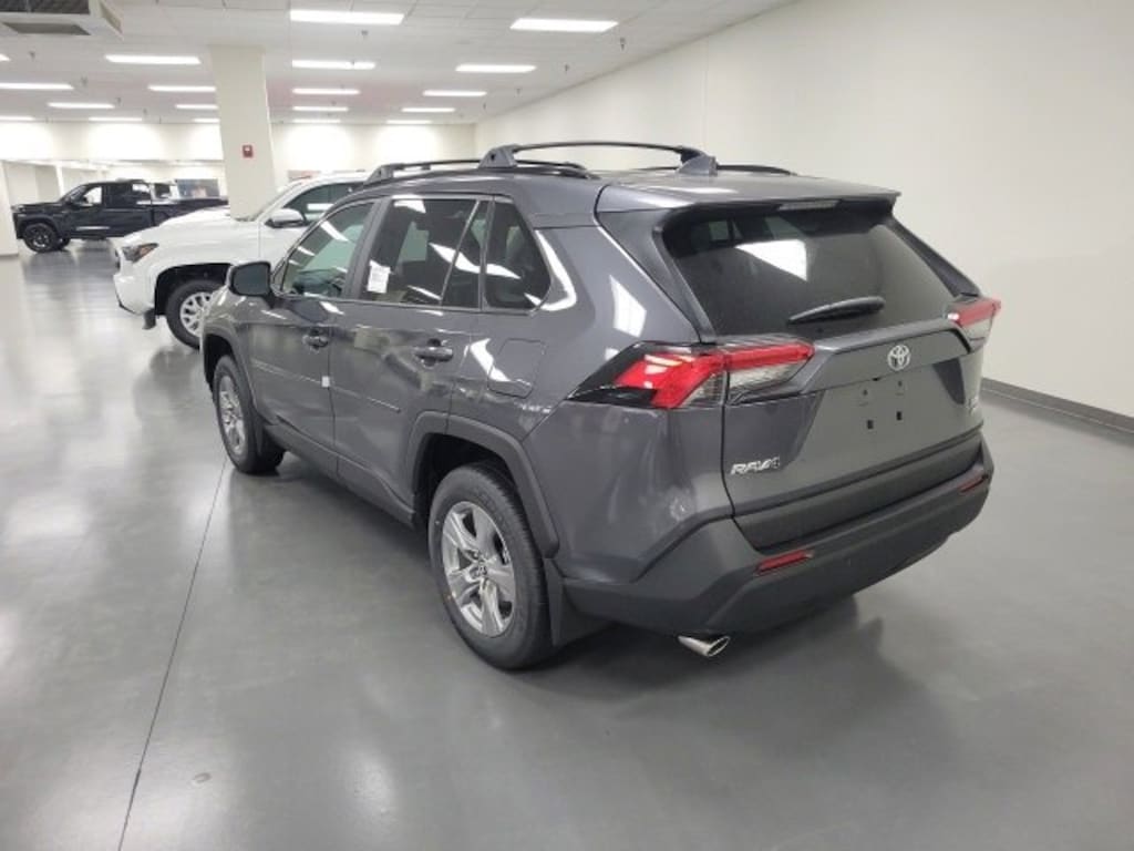 New 2025 Toyota RAV4 XLE XLE AWD SUV