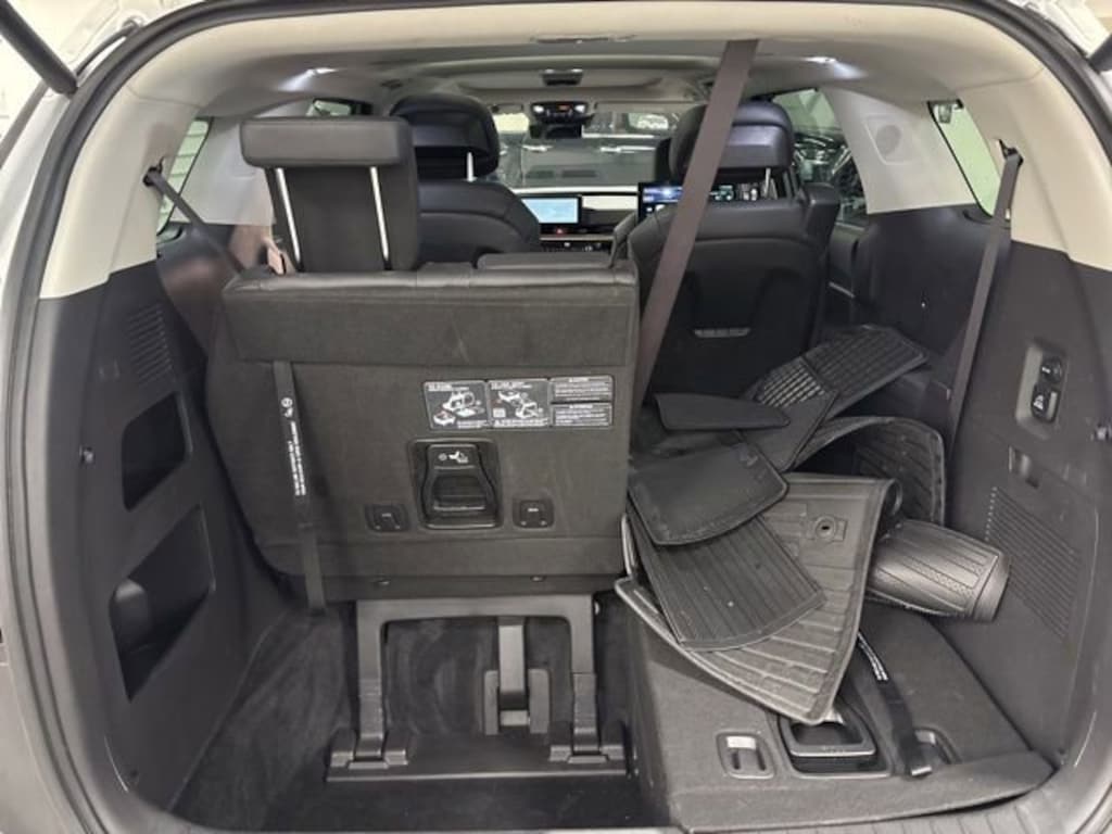 Used 2025 Kia Carnival Hybrid SX Prestige Van Passenger Van