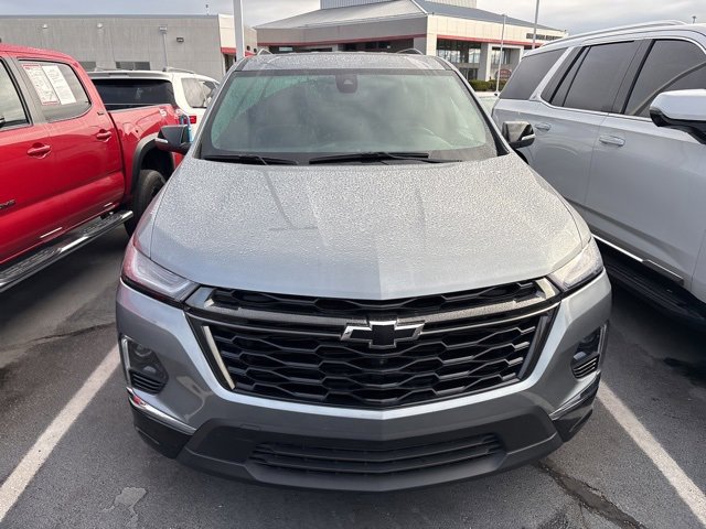 2023 Chevrolet Traverse Premier photo 2