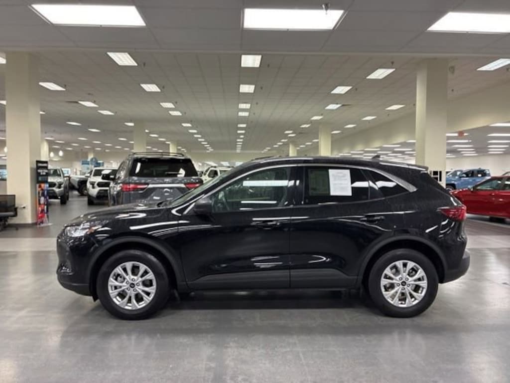 Used 2023 Ford Escape Active SUV