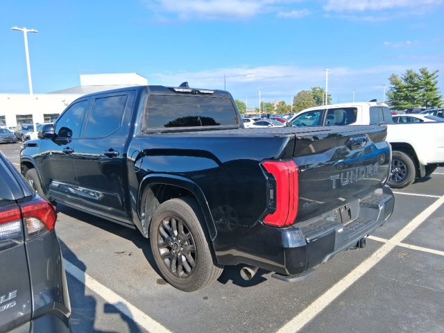 2022 Toyota Tundra Platinum CrewMax photo 4