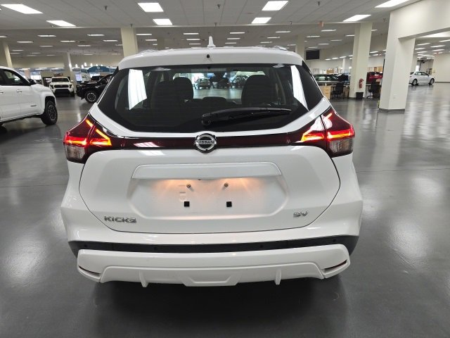 2021 Nissan Kicks SV photo 4