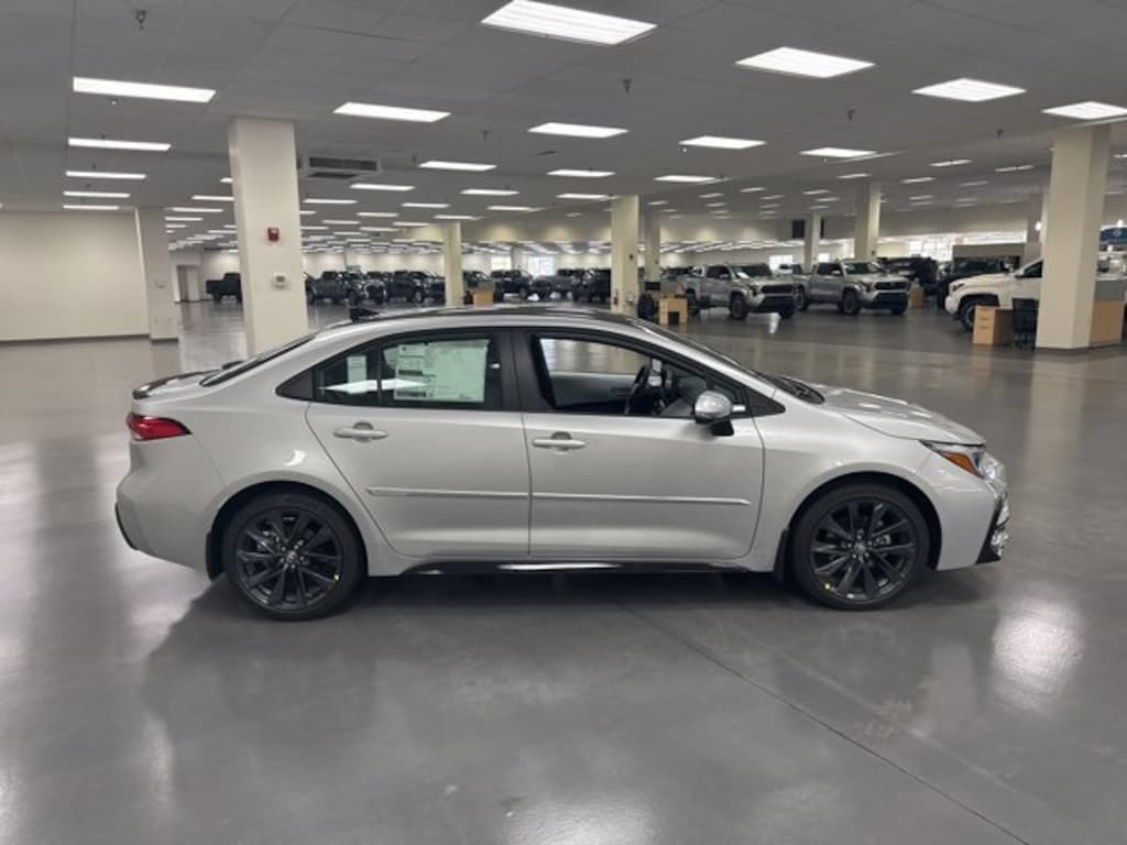 New 2026 Toyota Corolla SE Sedan