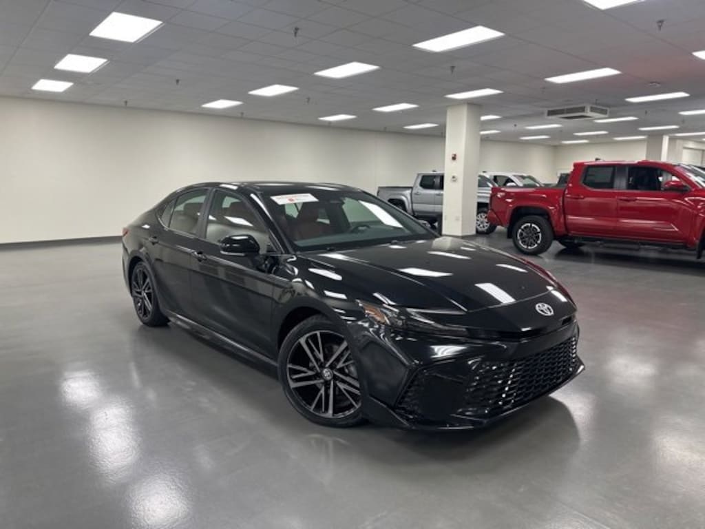 Used 2025 Toyota Camry XSE Sedan