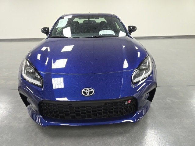 2022 Toyota GR86 Base photo 2