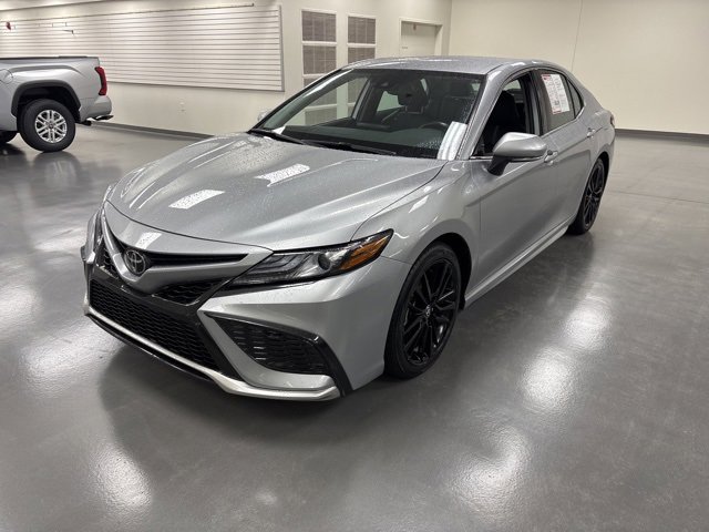 2023 Toyota Camry XSE photo 3