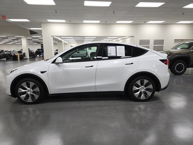 2023 Tesla Model Y Long Range photo 3