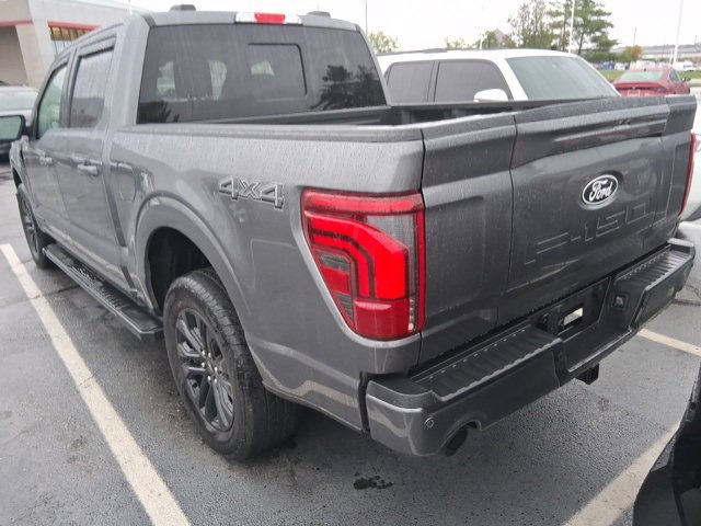 2025 Ford F-150 Lariat photo 4