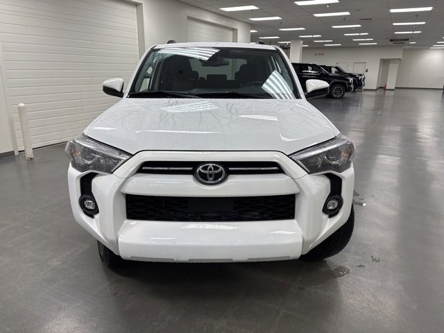 2024 Toyota 4Runner SR5 photo 2