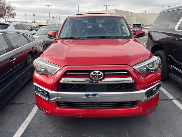 2023 Toyota 4Runner Limited photo 2