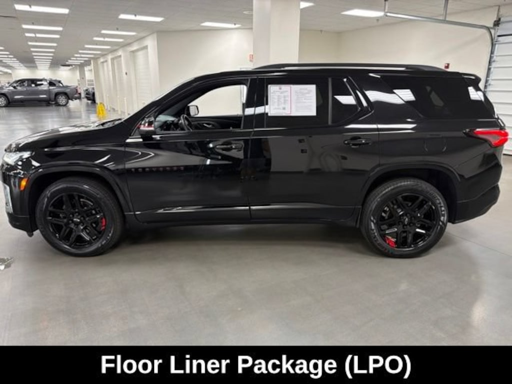 Used 2023 Chevrolet Traverse Premier SUV