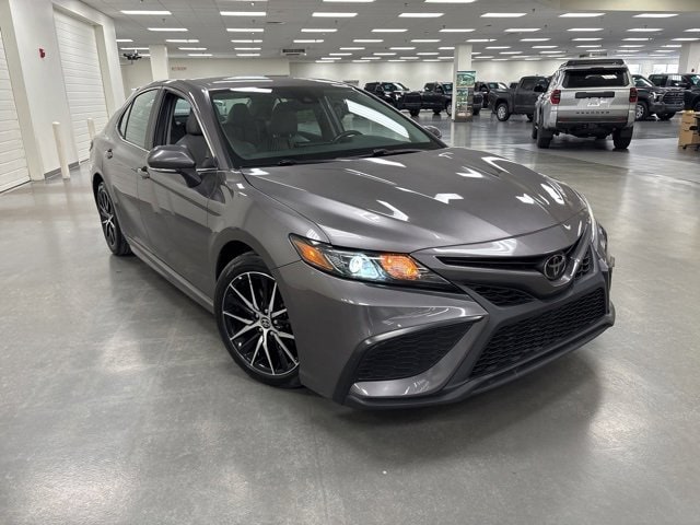 2024 Toyota Camry Sedan 
