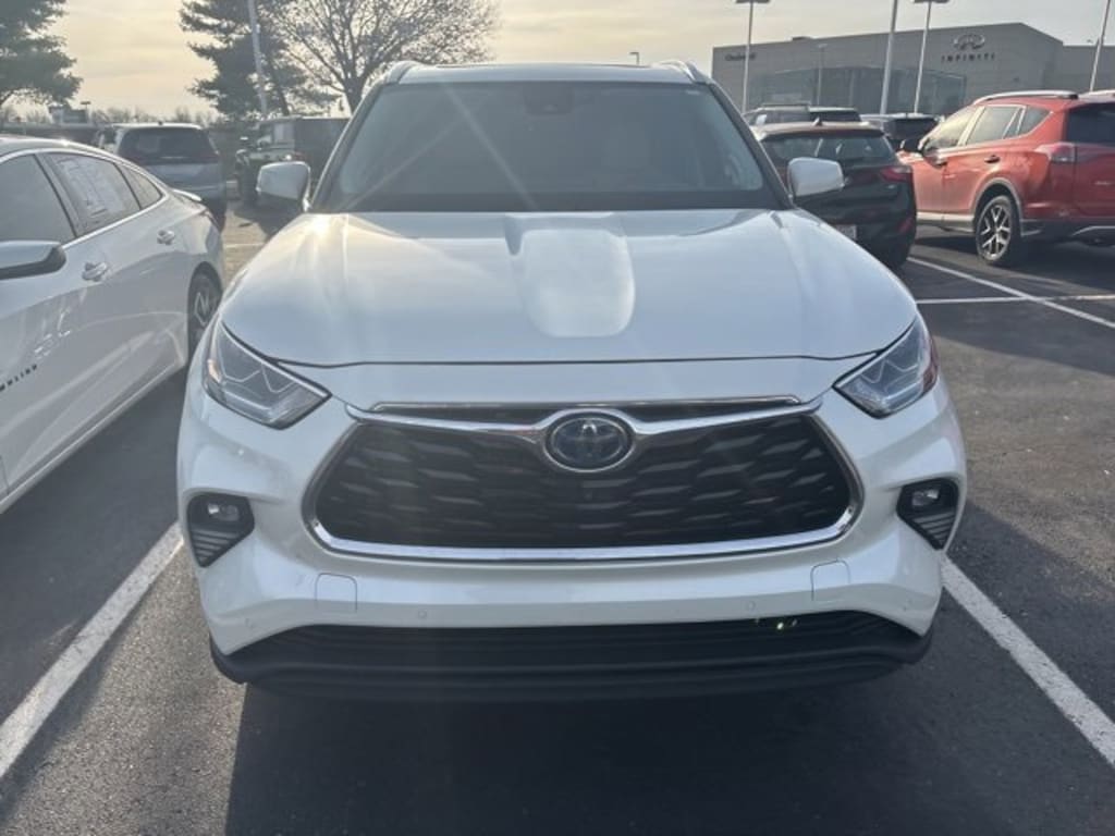 Used 2021 Toyota Highlander Hybrid Hybrid Limited SUV