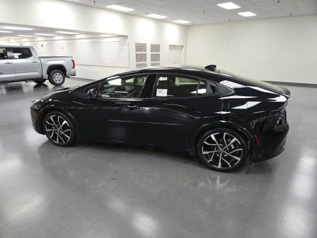 New 2026 Toyota Prius Plug-in Hybrid XSE Hatchback