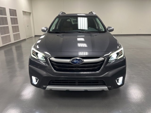 2020 Subaru Outback Touring XT photo 2