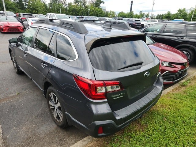 2019 Subaru Outback Limited photo 4