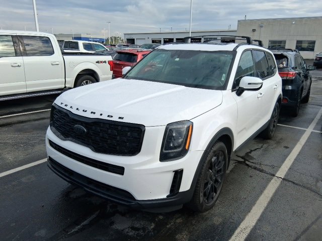 2021 Kia Telluride EX photo 2